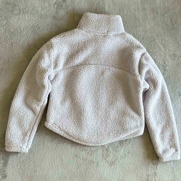 All In Motion Lavender Pullover Jacket - Picture 2 of 2